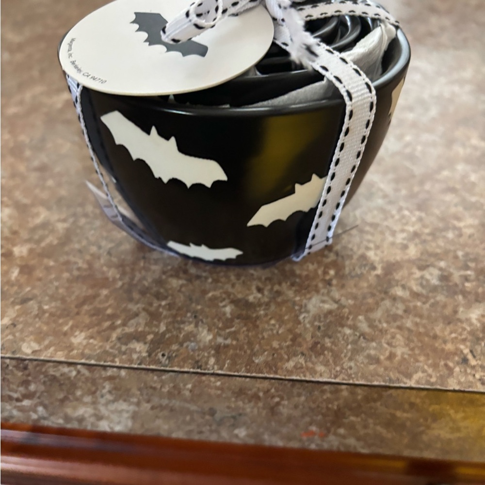 Rae Dunn Black and White Bat MC set